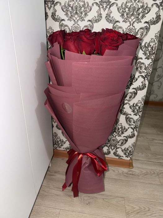 Букет из красных роз