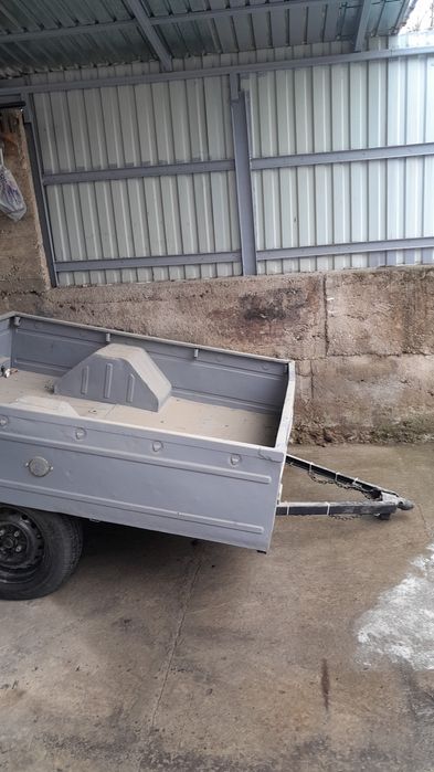 Продаю прицеп легковой