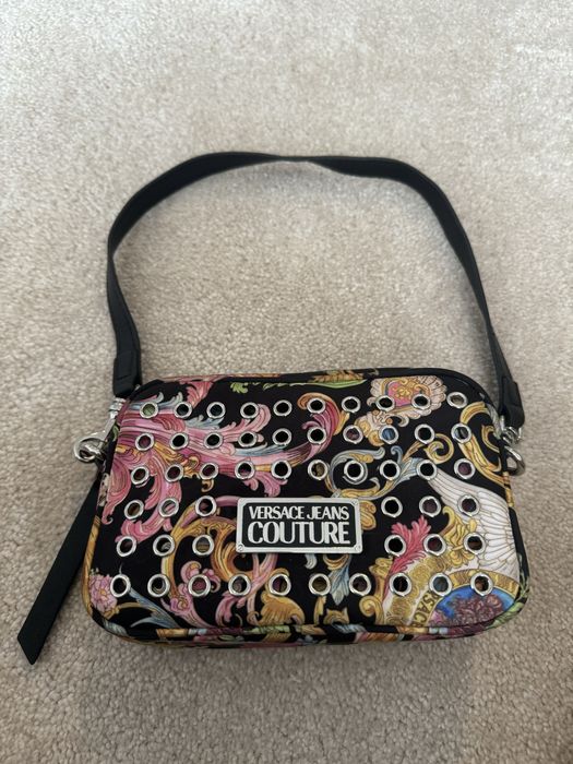 Дамски чанти разпродажба versace