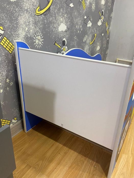 Детская Кровать машина