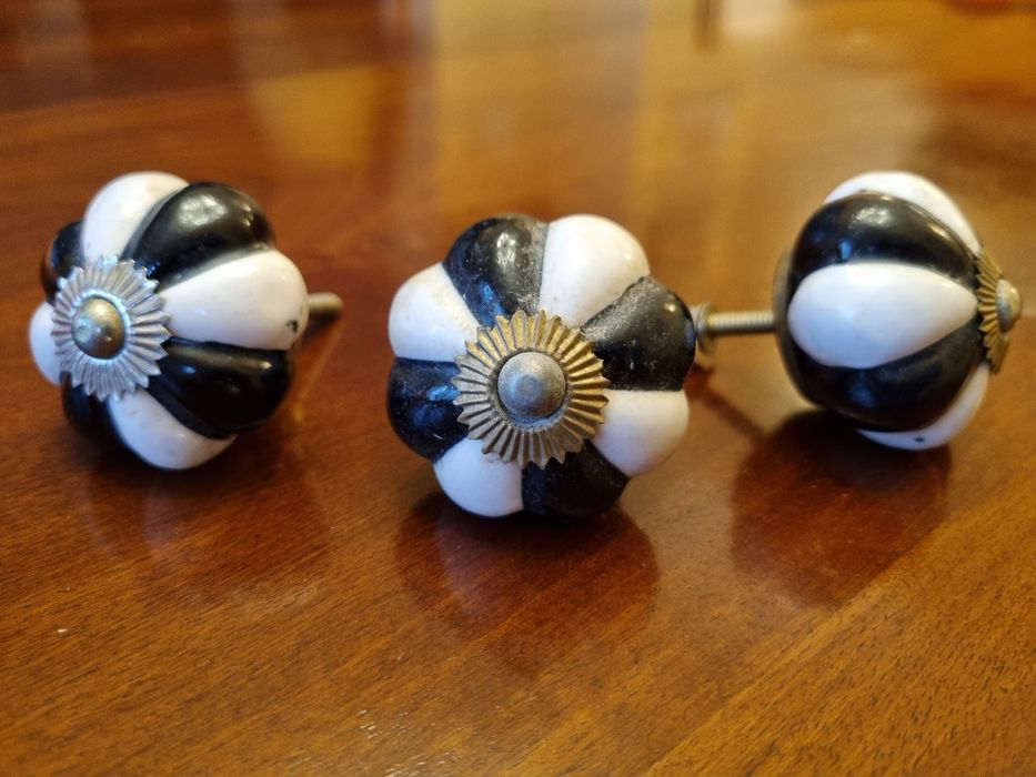 Дръжки за шкаф/скрин