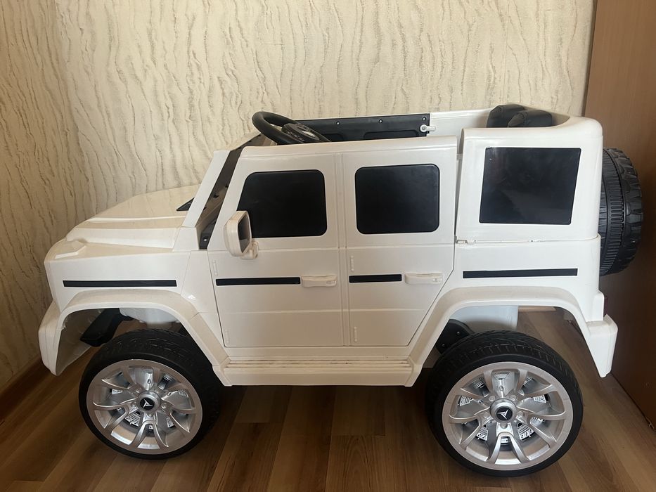 Продам новую  машину