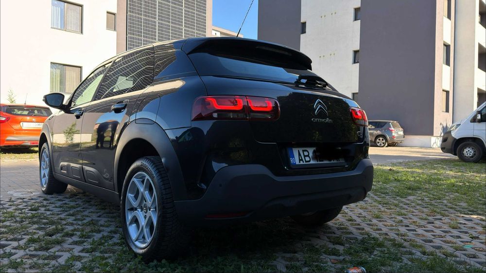 Citroën C4 Cactus 2018, 1.2 benzină 110 CP, manuală, 146.000 km
