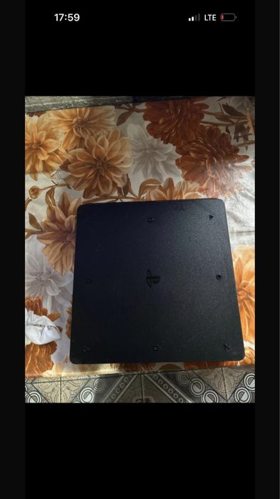 Playstation 4 ca nou  , prețul este negociabi