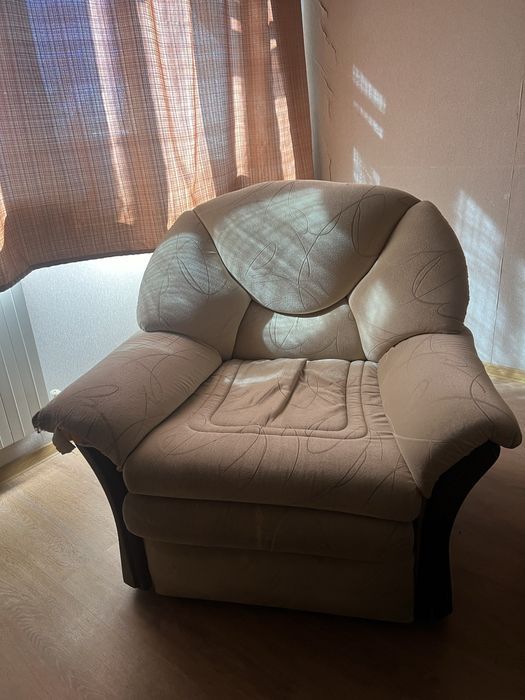 Продам два удобных кресла, недорого