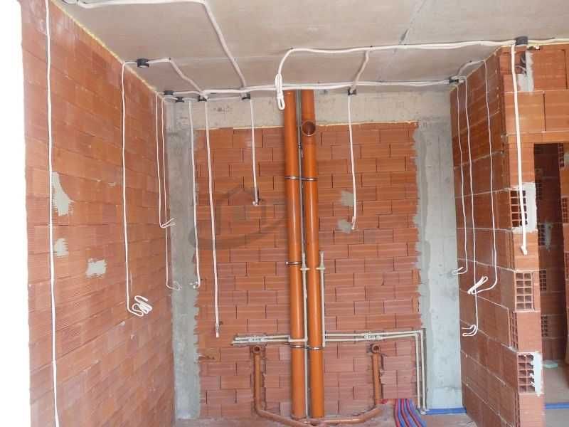 Електро услуги за дома и офиса