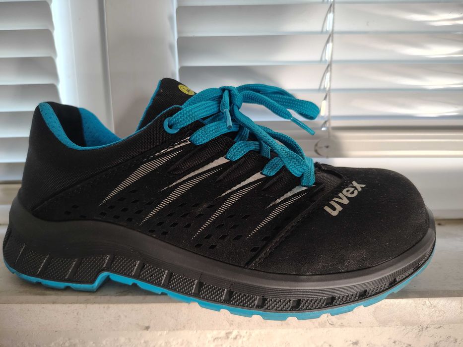 работни предпазни обувки Puma номер 39, Uvex-38 номер