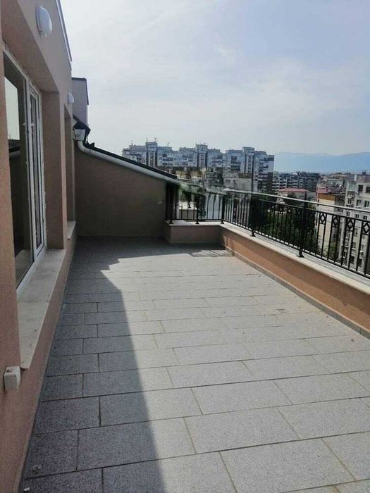 Продава се Тристаен апартамент в Пловдив, Тракия - 186 кв.м за 726 €/кв.м - Снимка #3