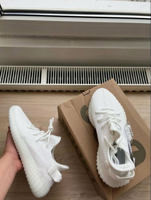 Yeezy 350 ,,White”- noi,nefolositi
