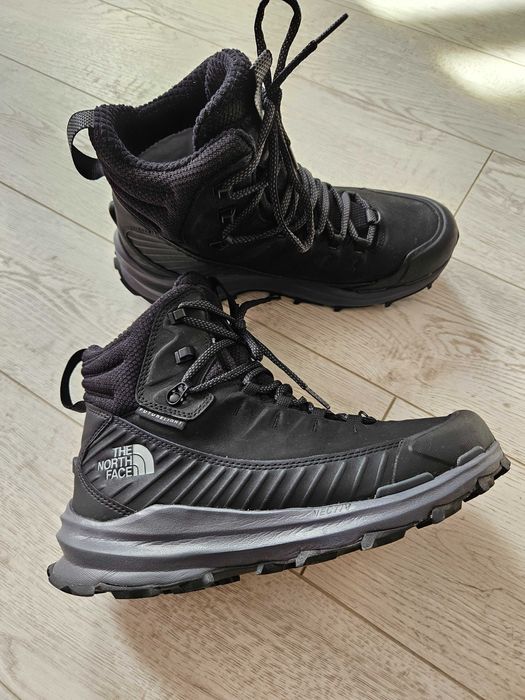 Обувки The North Face