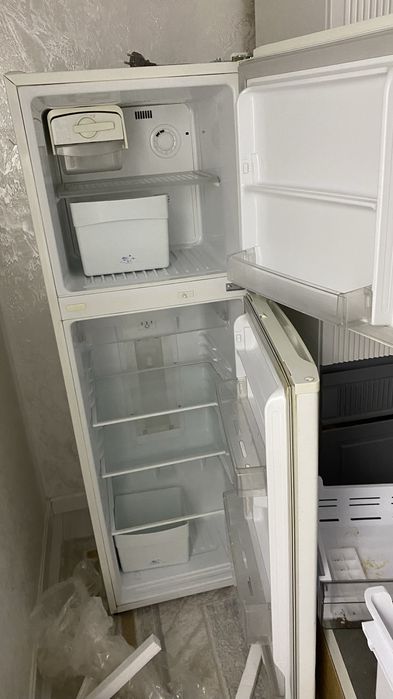 Продам холодильник [Lg] в отличном состоянии