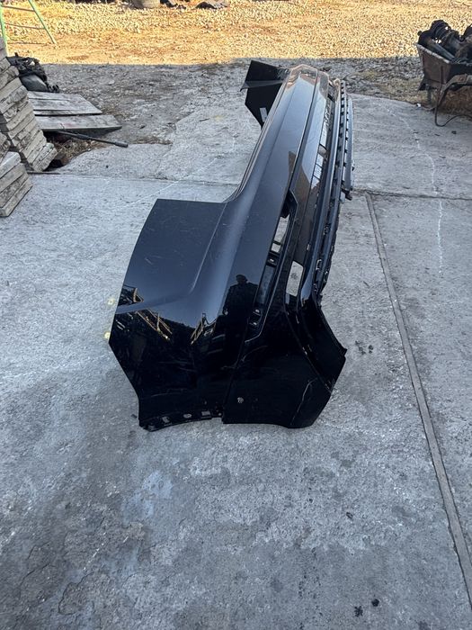 задна брона за Audi q8/sq8 4M8807511