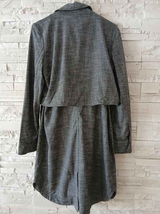 Trech  warehouse nu a fost niciodată purtat