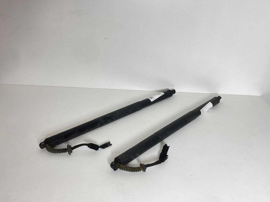 Амортесьори багажник BMW 2er F46 LCI