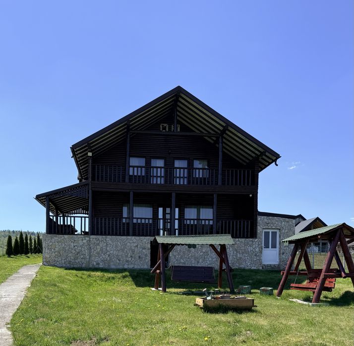 Cabana de inchiriat