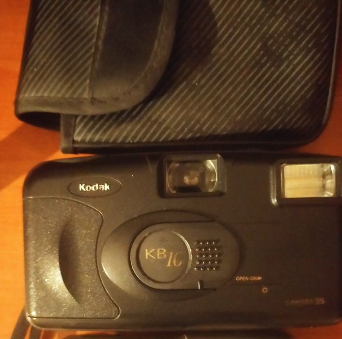 Фотоаппарат kodak, сумка, линза скидка