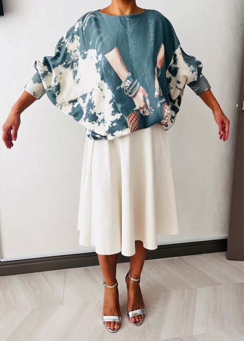 Кофту продам