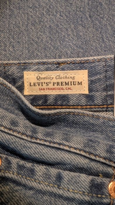Джинсы Levi's 501