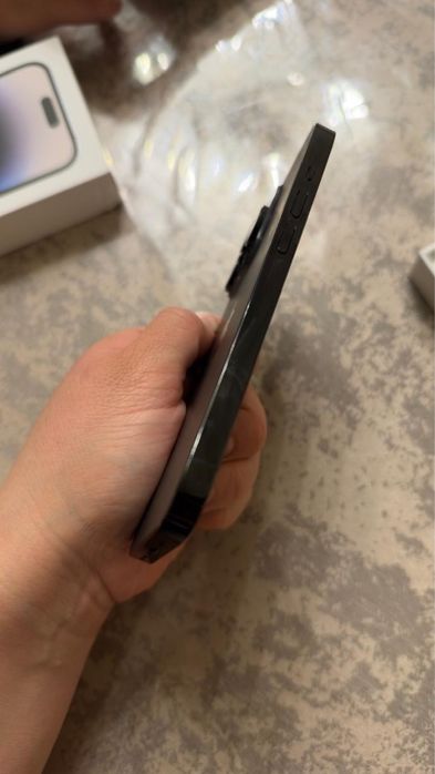 Продам iPhone 14 Pro