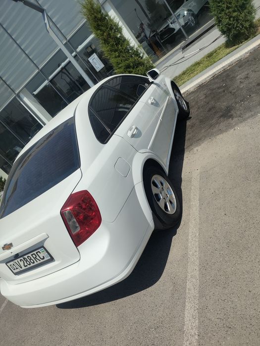 Lacetti 2020 avtomat elegant sotiladi