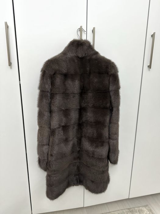 Продам норковую шубу