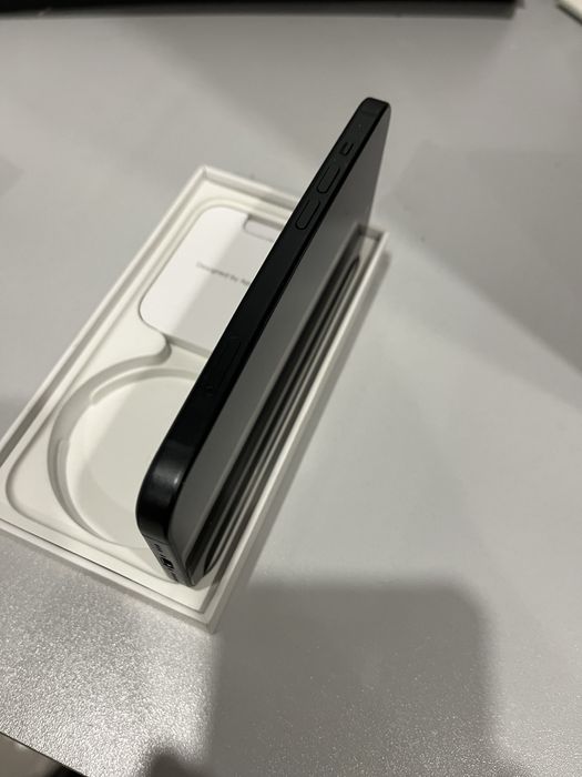 iphone 15 100% nu are semnal