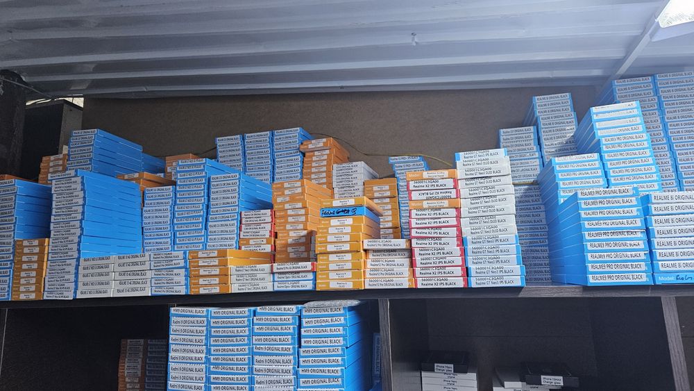 Дисплей на Samsung S23 ultra