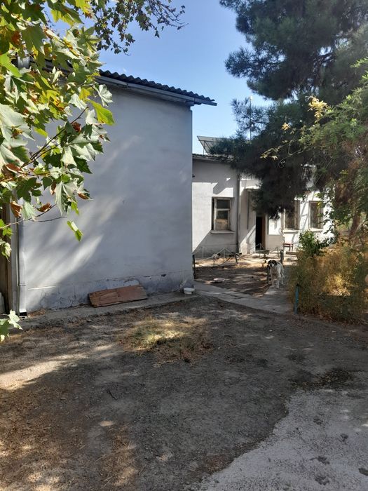 Продаётся 52 сотки,нежилое,1000м2(аэропорт)