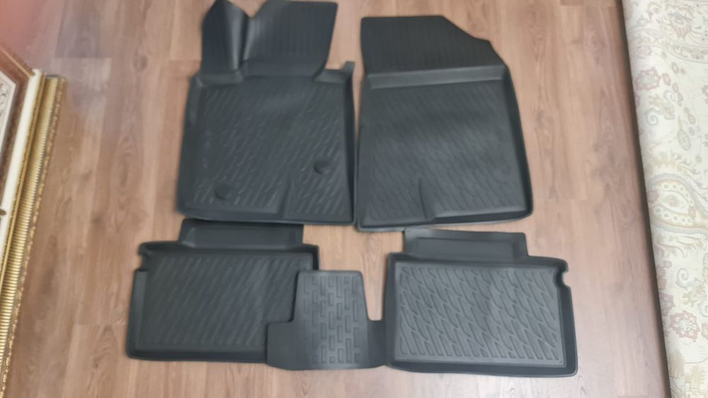 Полиг, коврики  салонный UNI-V