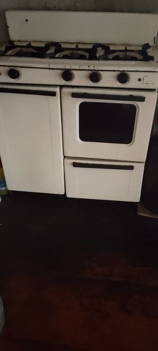 Продам газплиту б у