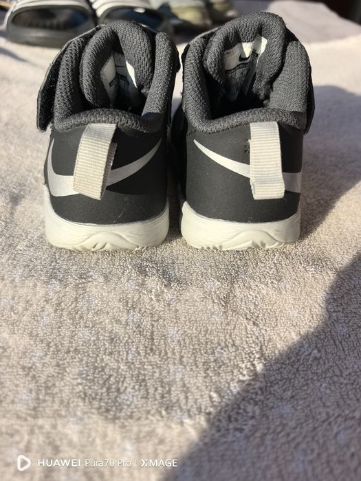 Детски маратонки nike номер 21 стелка 11см нови