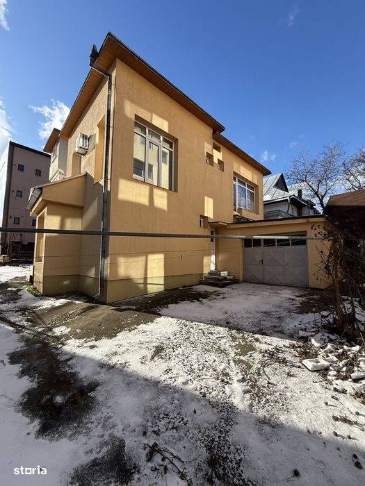 Casa - Vila de vanzare - Zona Ultracentrala