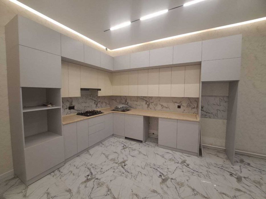 Кухонный гарнитура