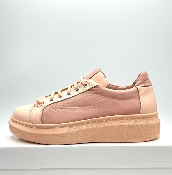 Кожаные кроссовки турецкие