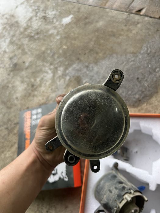 Продам заводские туманки приора