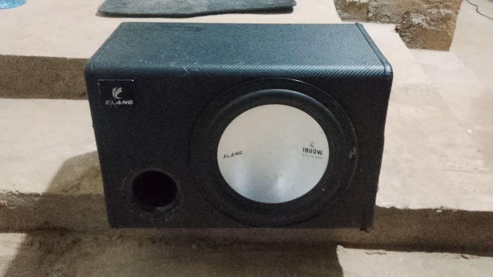 Саббуфер 1800w сатылады