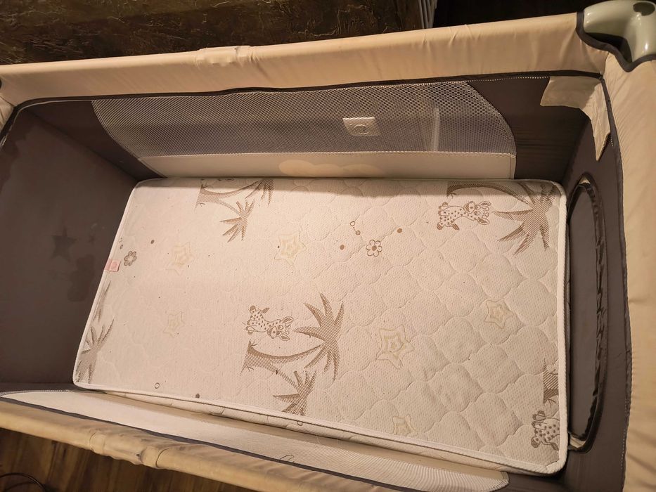 Преносима кошара + матрак