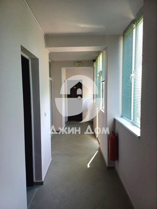 Двустаен апартамент в жилищна сграда БЕЗ ТАКСА, с. Равда