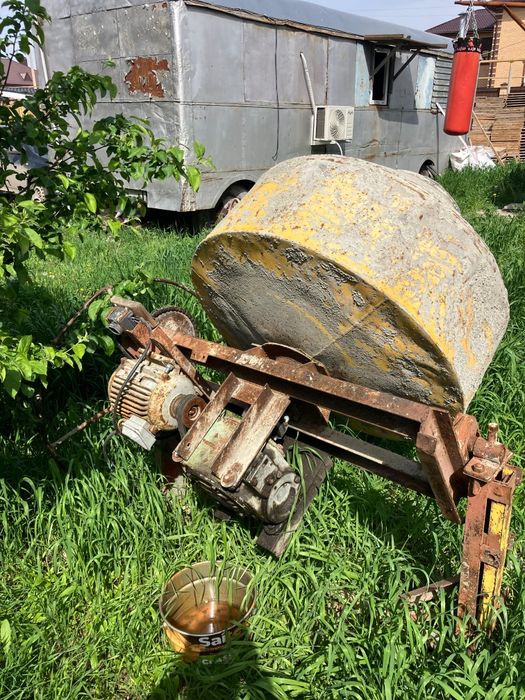 Бетономешалка 330 литров