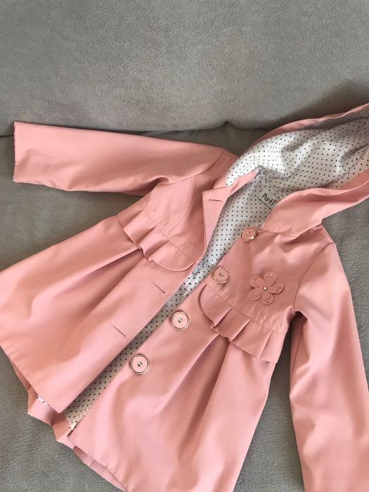 Trenci fetite mărimea 92