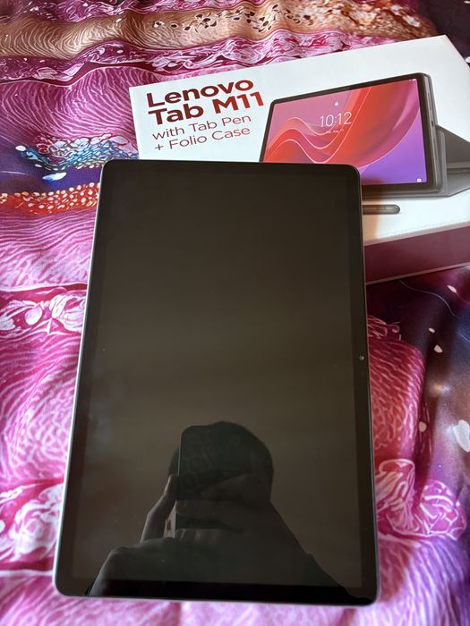 Vând Lenovo Tab M11