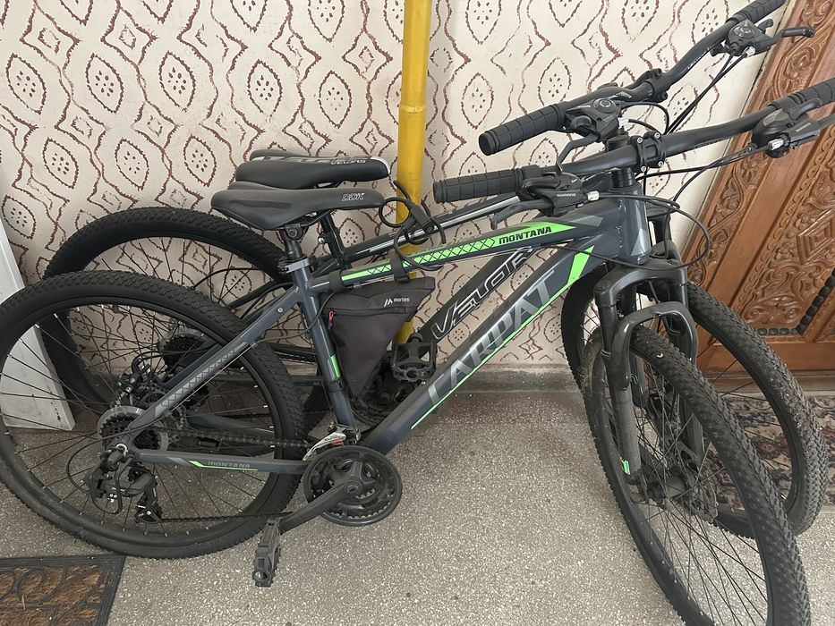 Bicicleta velors , montana