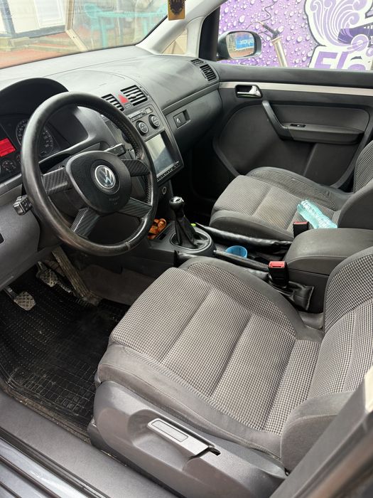 Vand masina volkswagen turan