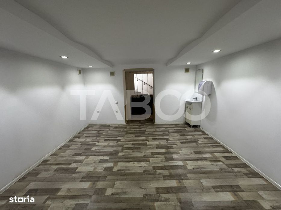 Spatiu comercial de inchiriat 4 camere 85 mpu Central Sibiu