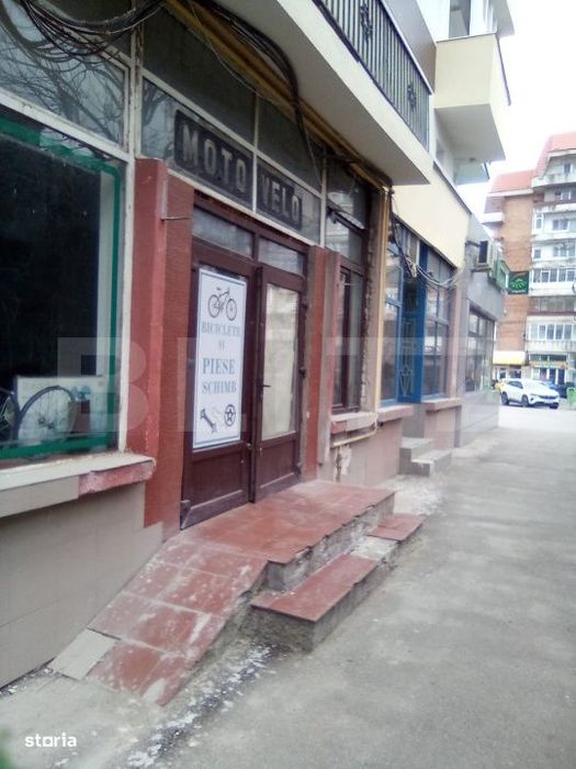 Spatiu comercial de inchiriat, 35 mp, zona Central