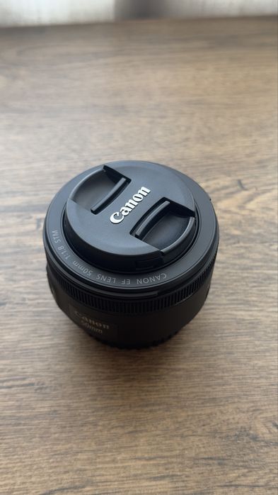 Canon EF 50mm f/1.8 STM
