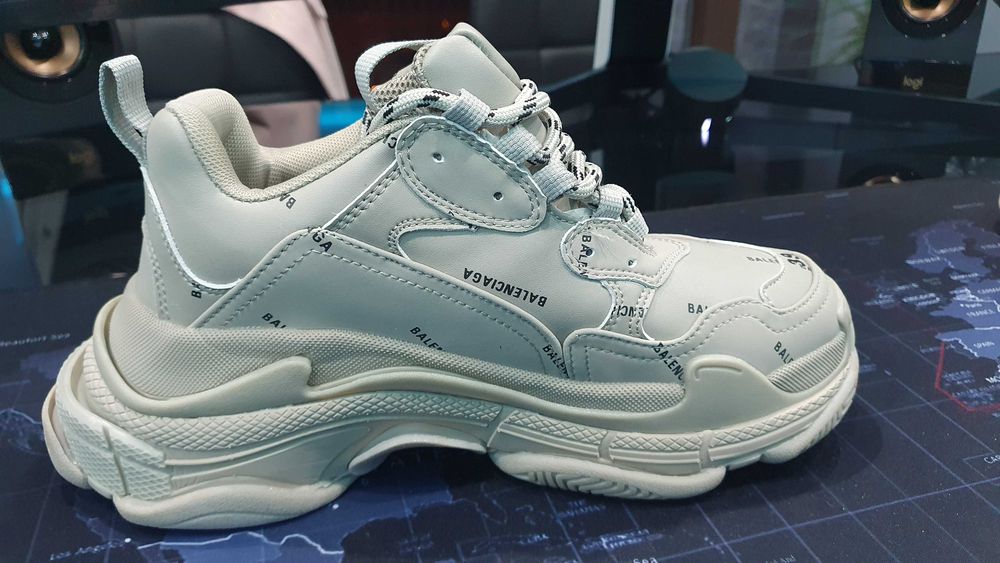 Balenciaga Triple S Rice White