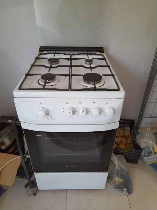 Продам газплиту с газ балоном