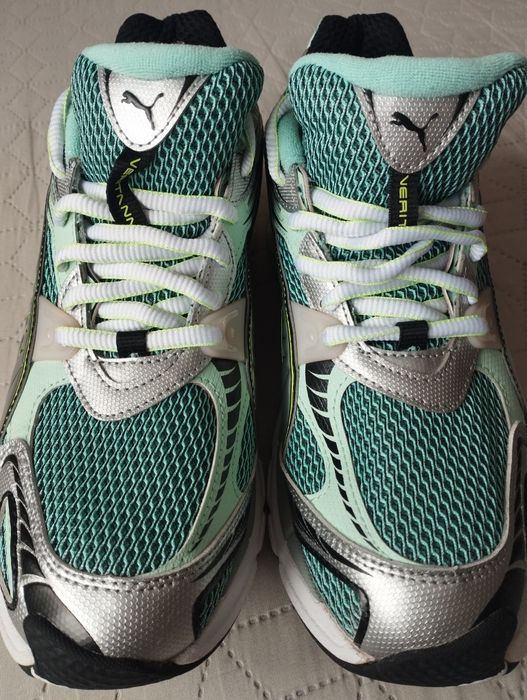 Маратонки "Puma".Маратонките са почти нови,обувани един път.