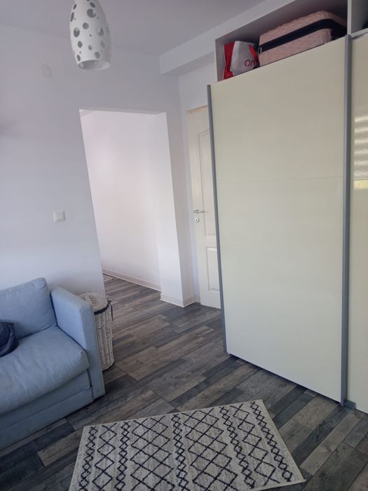 3camere de  inchiriat